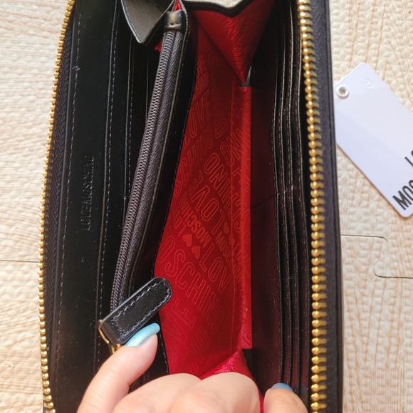 Love Moschino Wallet - Picture 6 of 9